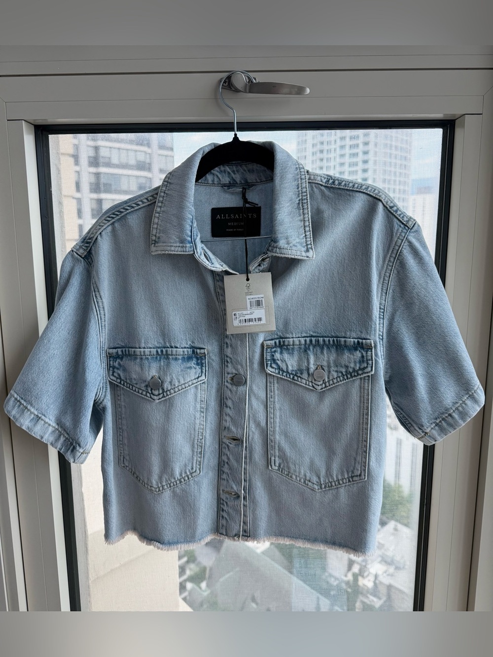 NWT AllSaints Women’s Short Sleeve Light Wash Denim Button-Up Shirt Jacket - M - Picture 1 of 10